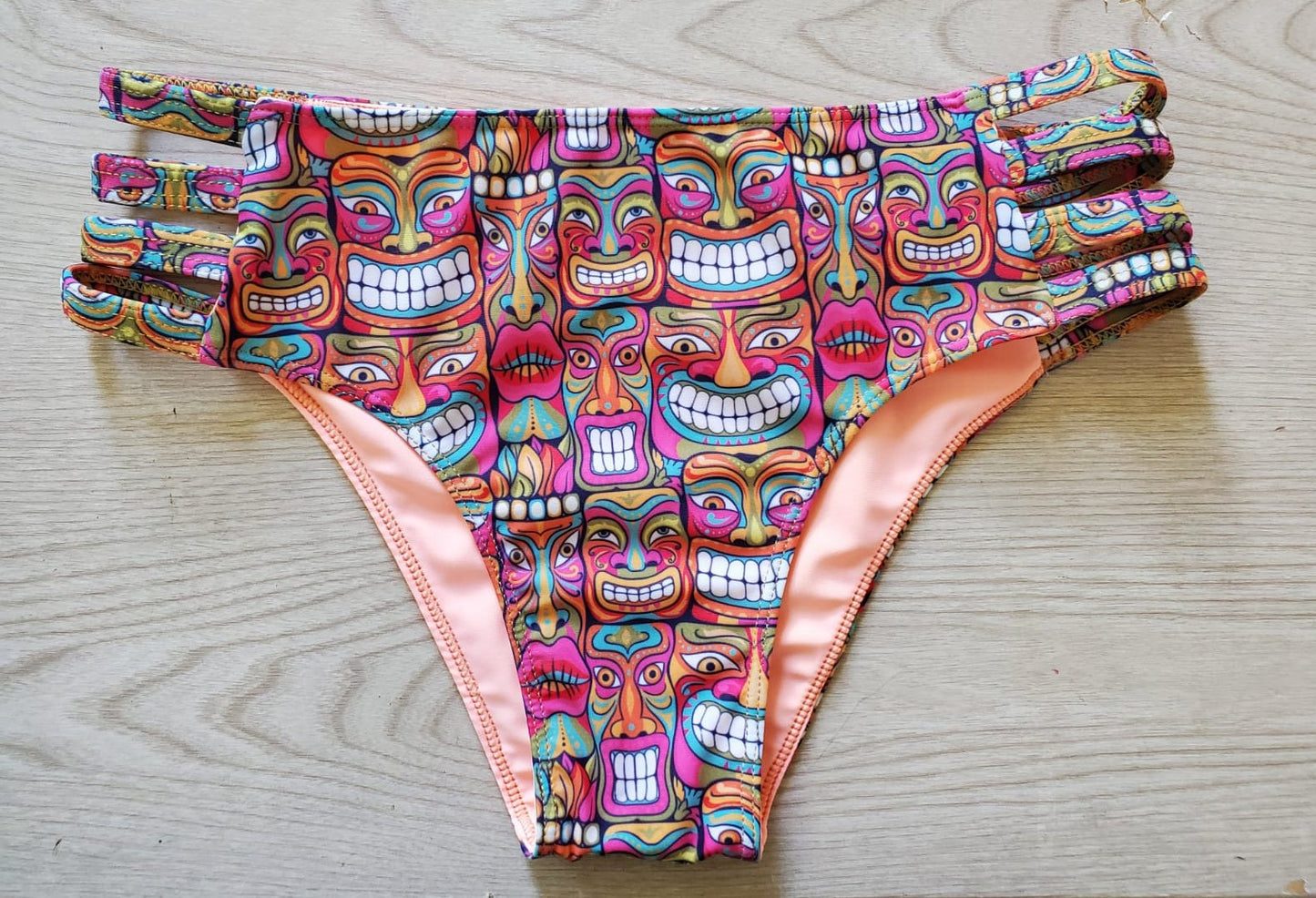 TIKIYOGI® Totem Four Side Straps Reversible Bikini