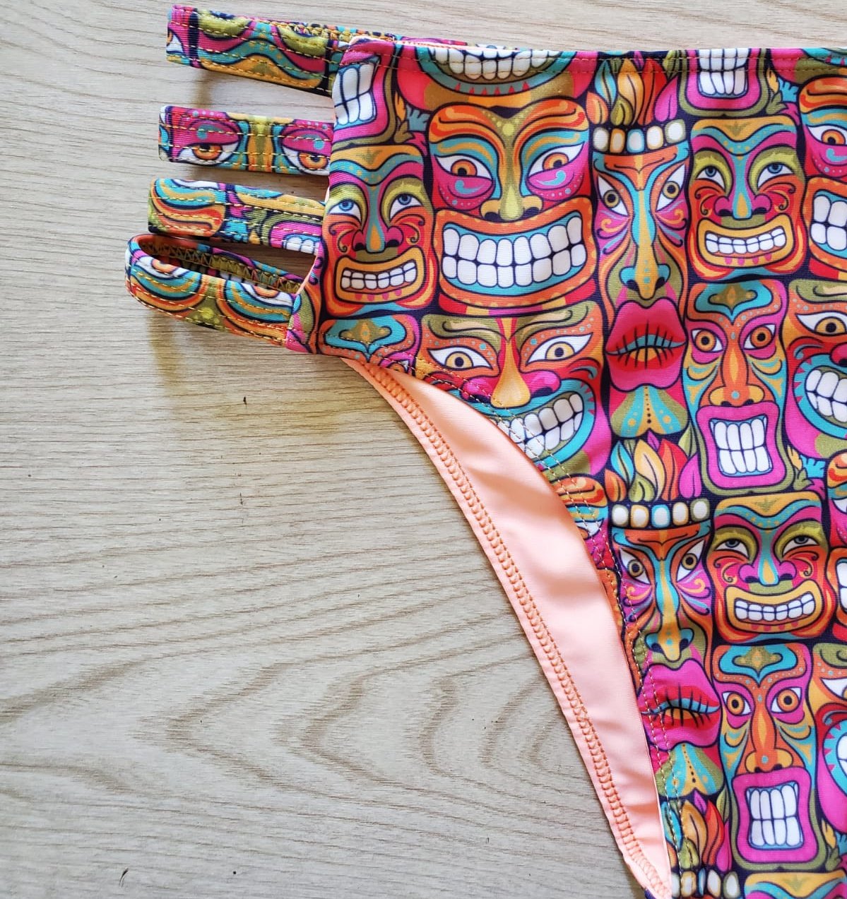 TIKIYOGI® Totem Four Side Straps Reversible Bikini