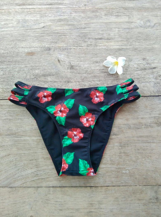 TIKIYOGI® Hibiscus Three Straps Reversible Bikini Brief