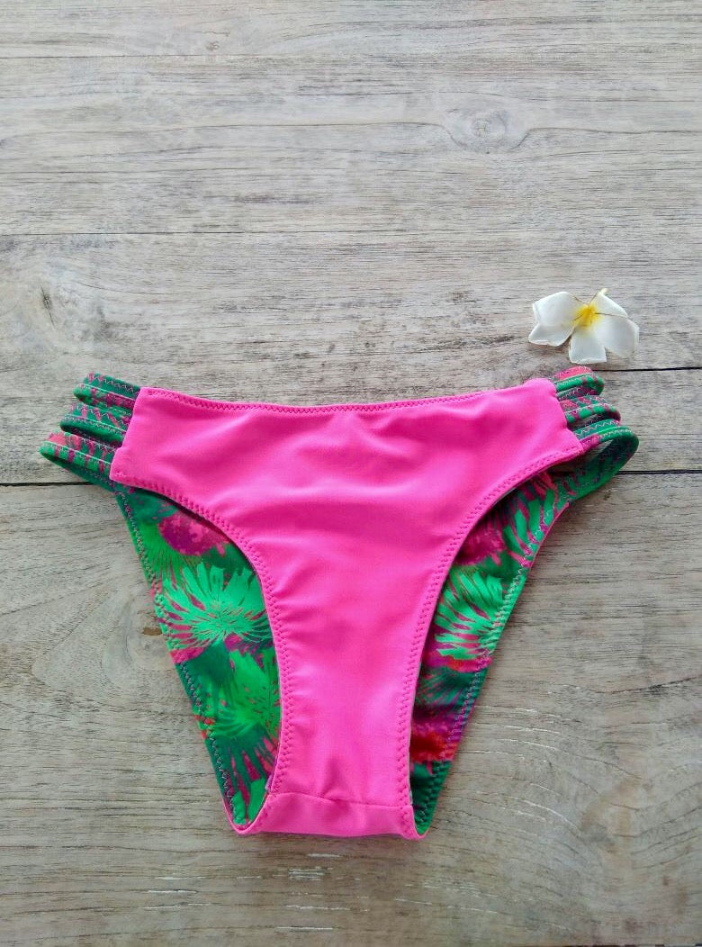 TIKIYOGI® Bali Sunset Three Straps Reversible Bikini Brief