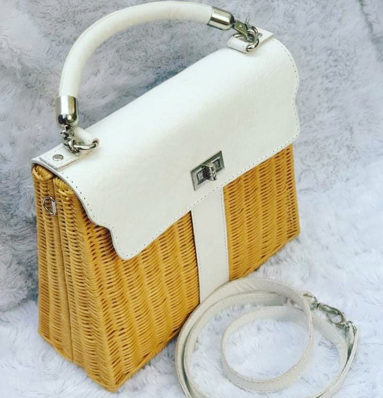 MISS TIKIYOGI® Cream Handle Bag